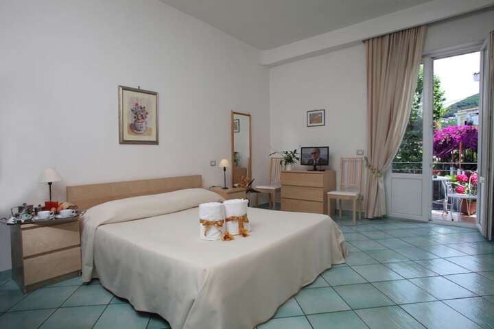 Room 15 of 41