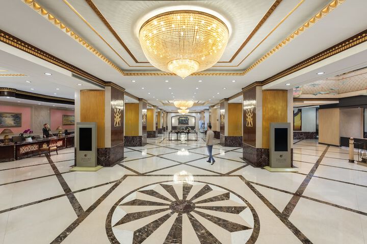 Hotel 2 of 33