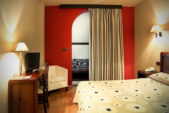 Room 27 of 55