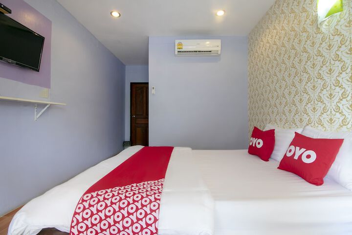 Room 13 of 48