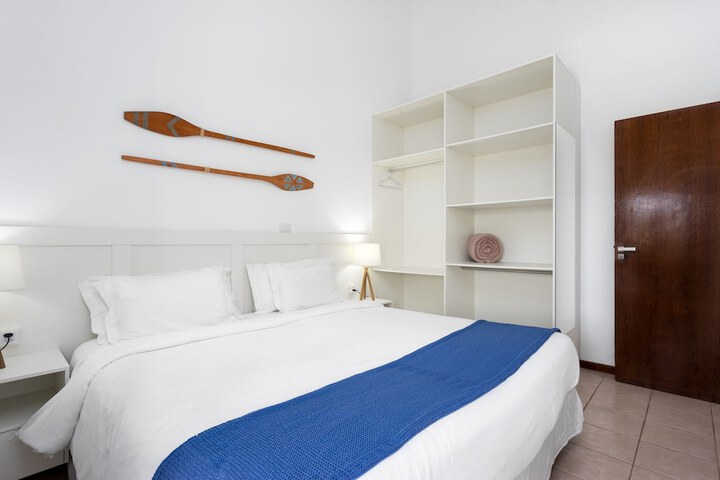 Room 5 of 44