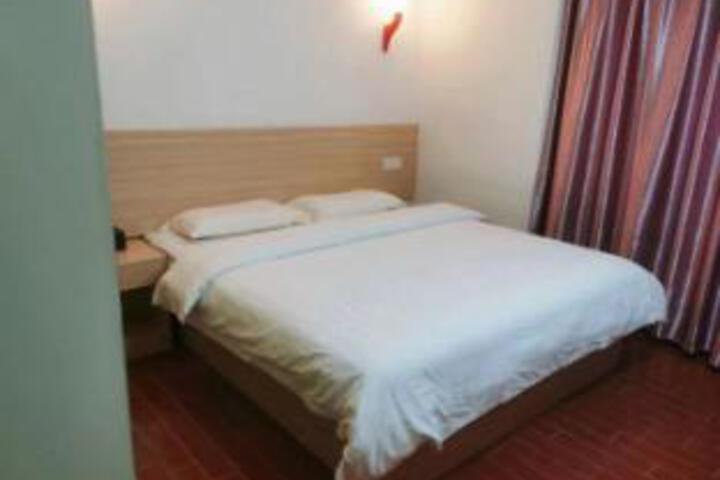 Room 21 of 22