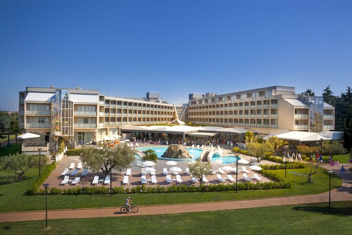 Hotel 118 of 121