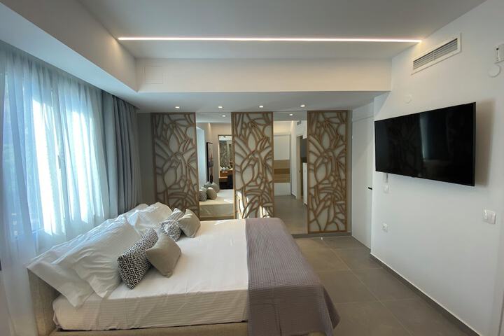 Room 30 of 85