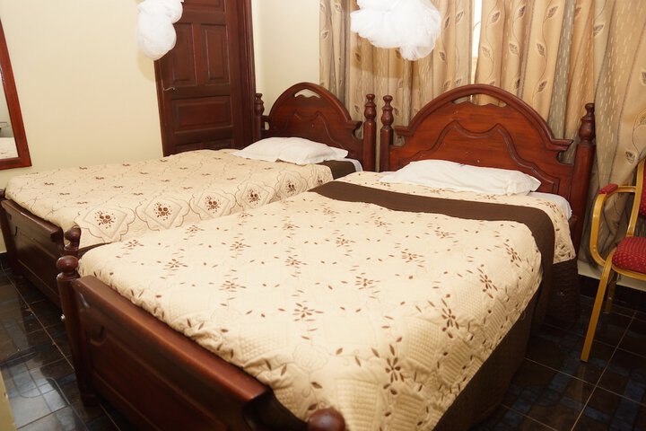 Room 5 of 72
