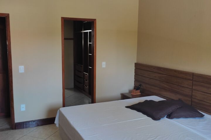 Room 12 of 15
