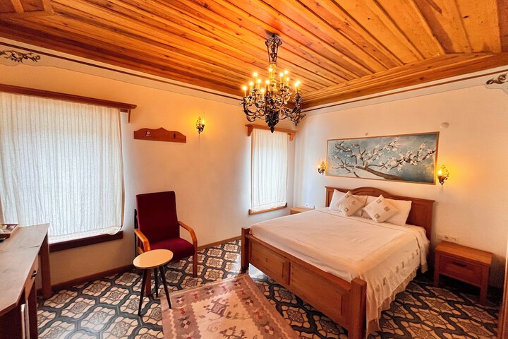Room 20 of 64
