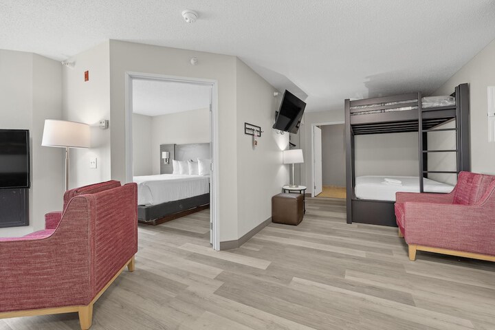 Room 8 of 46