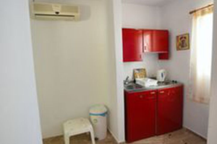 Room 21 of 27