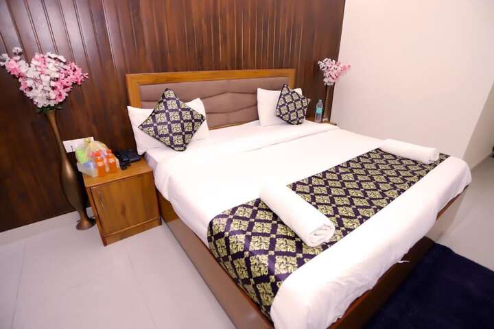 Room 6 of 23
