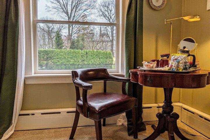 Room 48 of 258