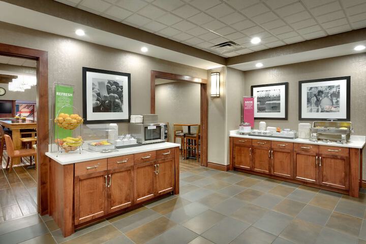 Dining Photos
