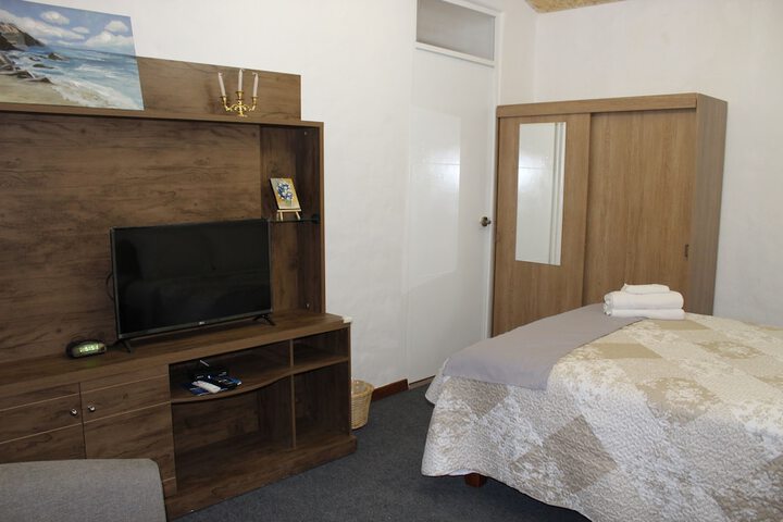 Room 10 of 72