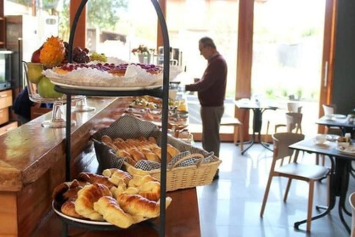 Breakfast/Coffee Service 30 of 54