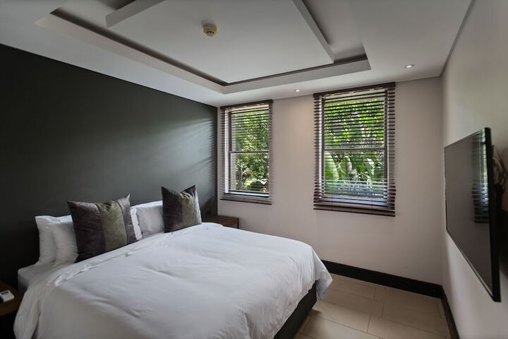 Room 17 of 236