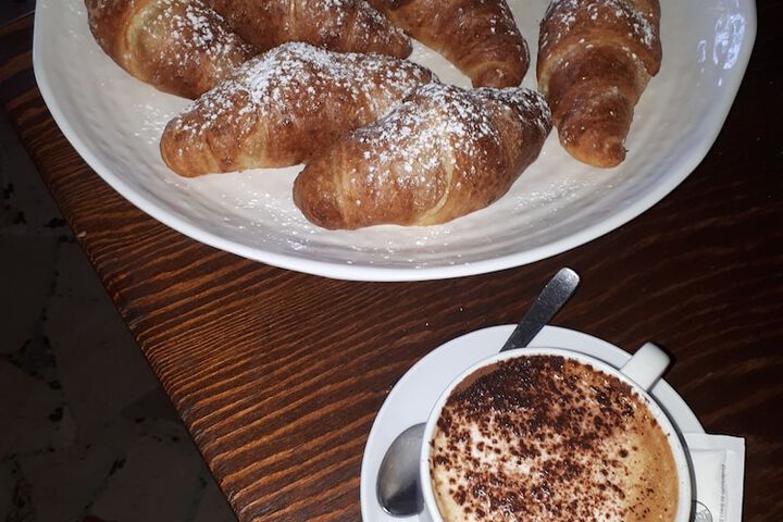 Breakfast/Coffee Service 20 of 47