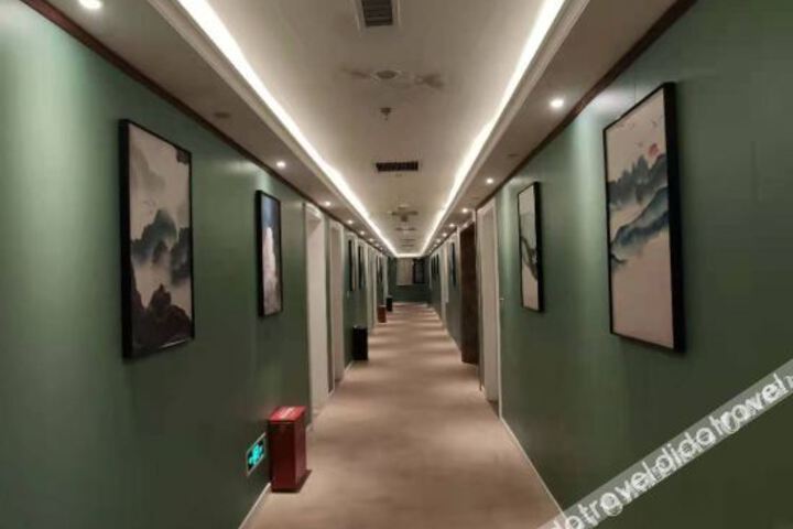 Hotel 3 of 10