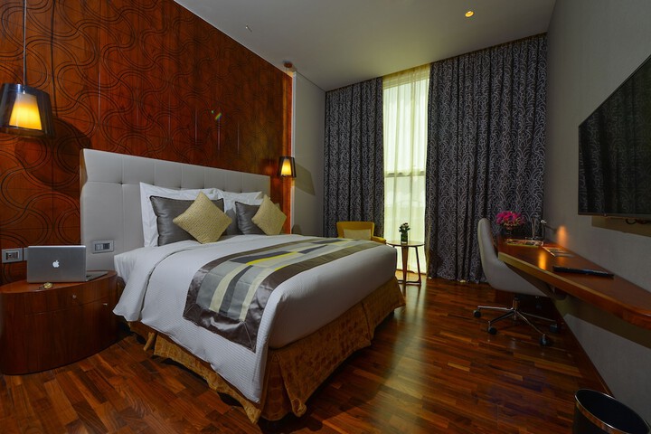 Room 30 of 58