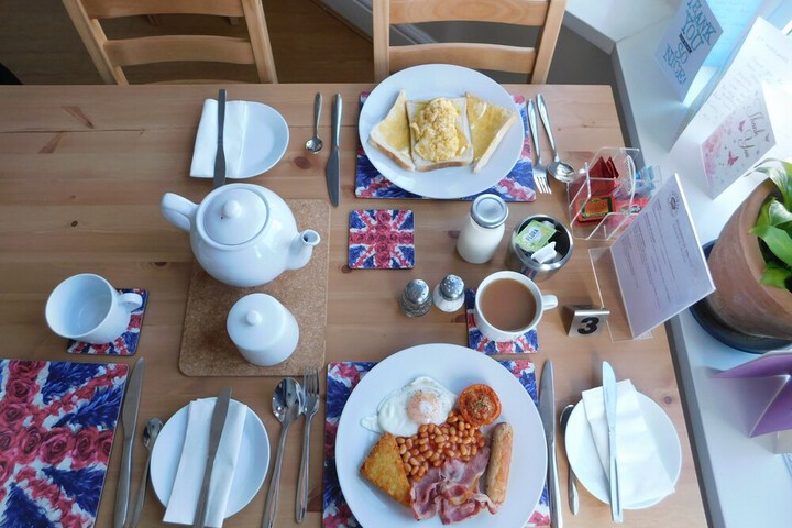 Breakfast/Coffee Service 45 of 48
