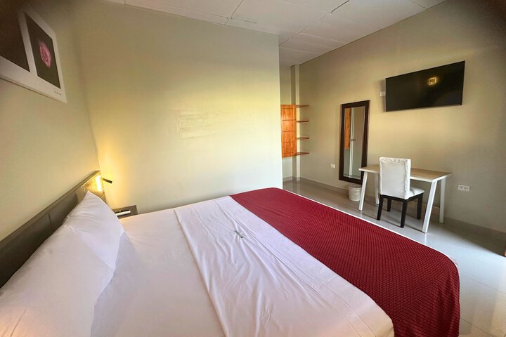 Room 11 of 29