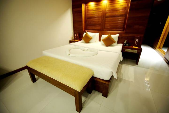 Room 12 of 49