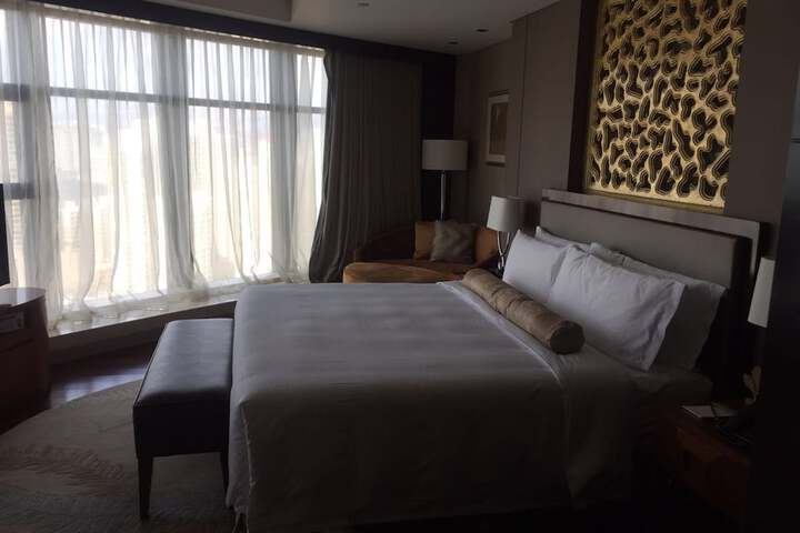 Room 16 of 128