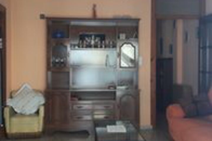 Room 5 of 33