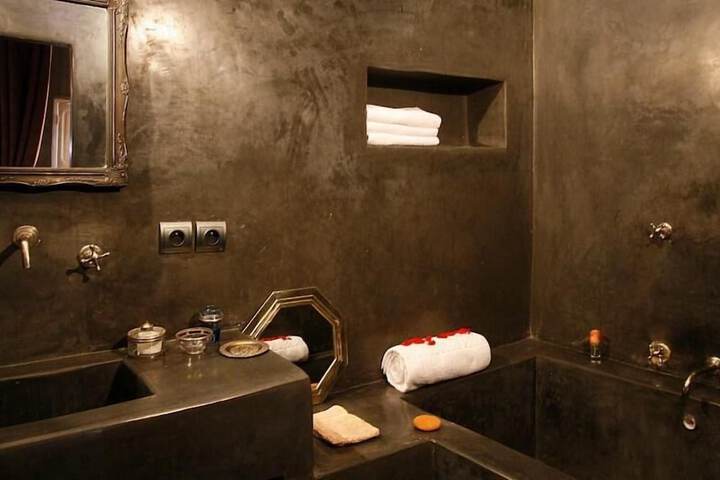 Bath Interior