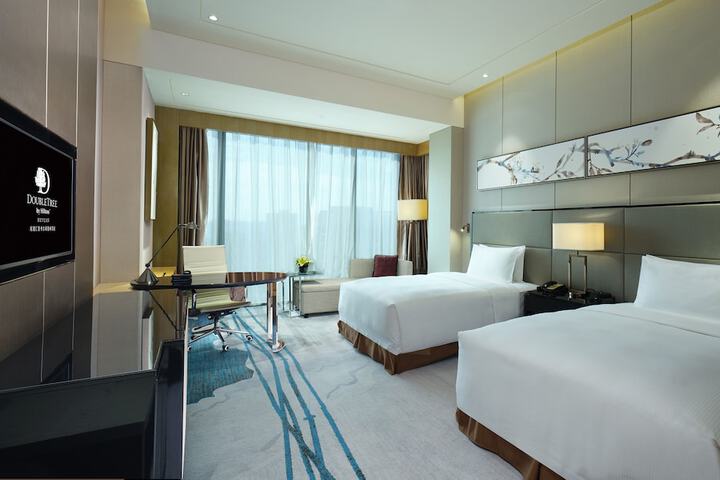 Room 8 of 58