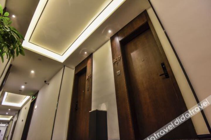 Hotel Interior 11 of 20