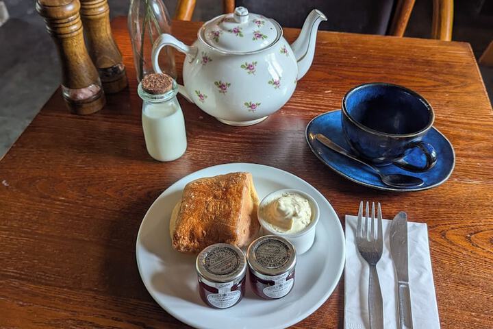 Breakfast/Coffee Service 84 of 100