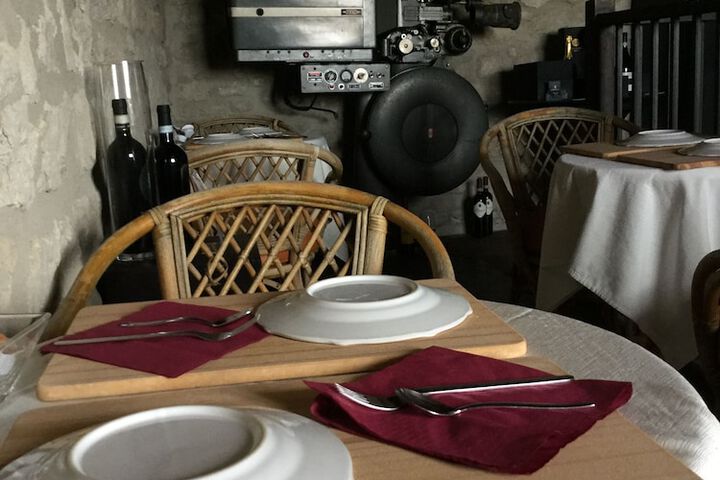 Breakfast/Coffee Service 128 of 155