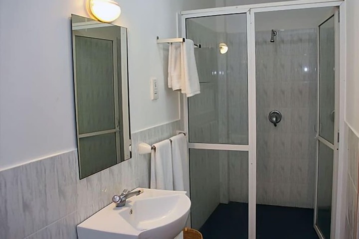 Room 25 of 43