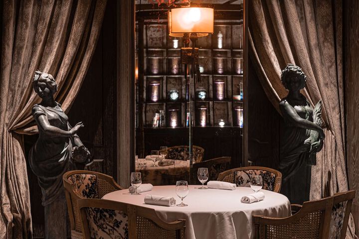 Dining 94 of 133