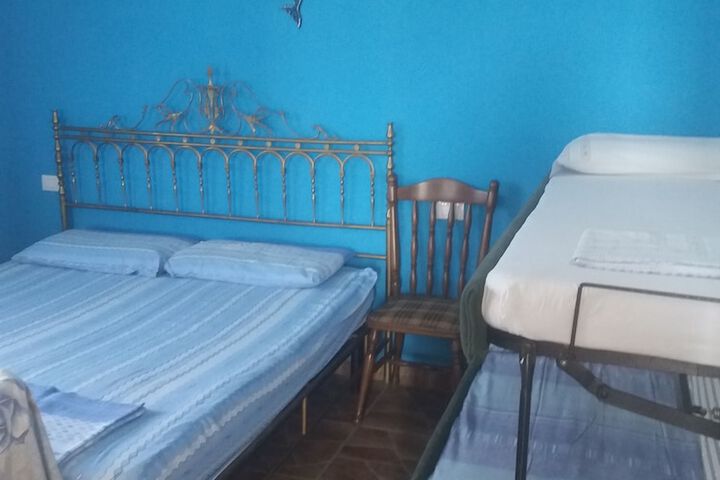 Room 11 of 26