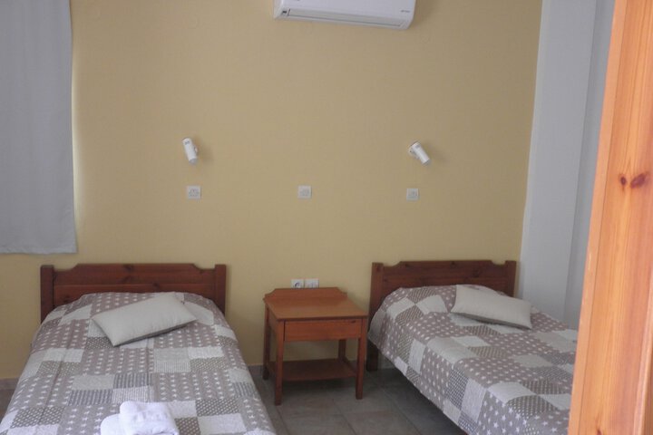 Room 8 of 51