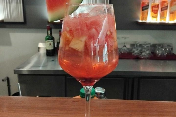 Lounge 90 of 104