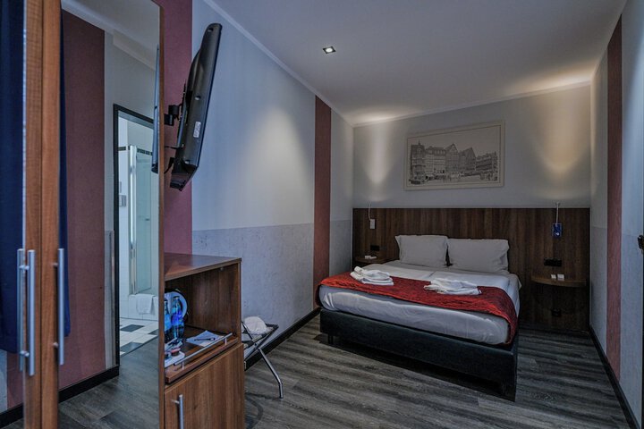 Room 18 of 70