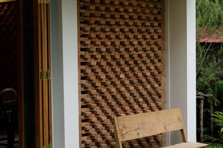 Hotel Exterior 117 of 138