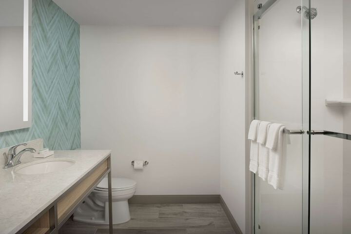 Bathroom shower