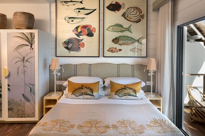 Room 2 of 38