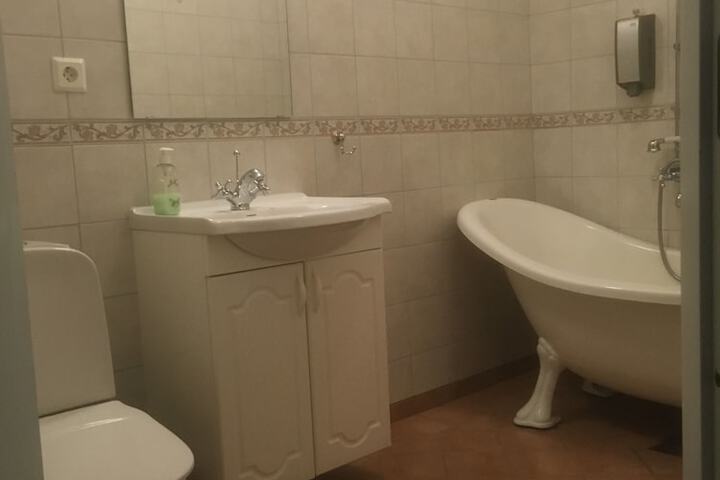 Room 54 of 71