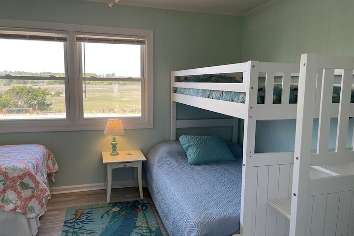 Room 4 of 38