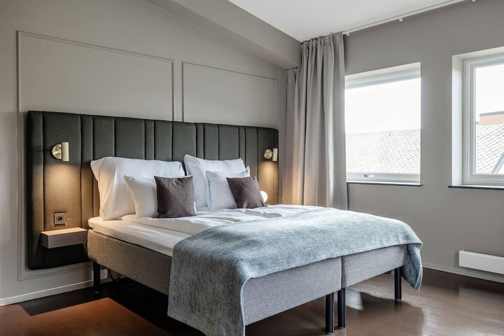 Room 34 of 115