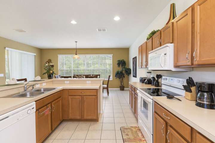 Aco Premium Home With Pool &  Grill in Kissimmee, FL