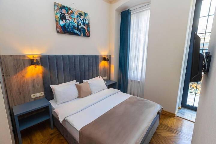 Room 7 of 21