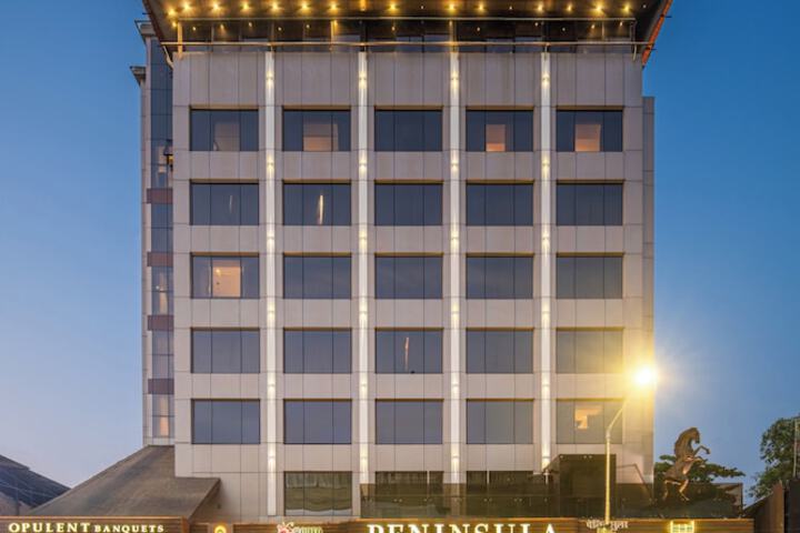 Hotel 33 of 33