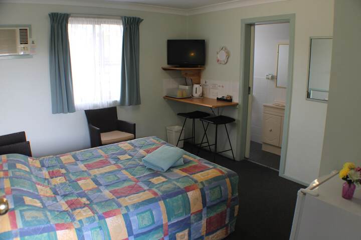 Room 16 of 31
