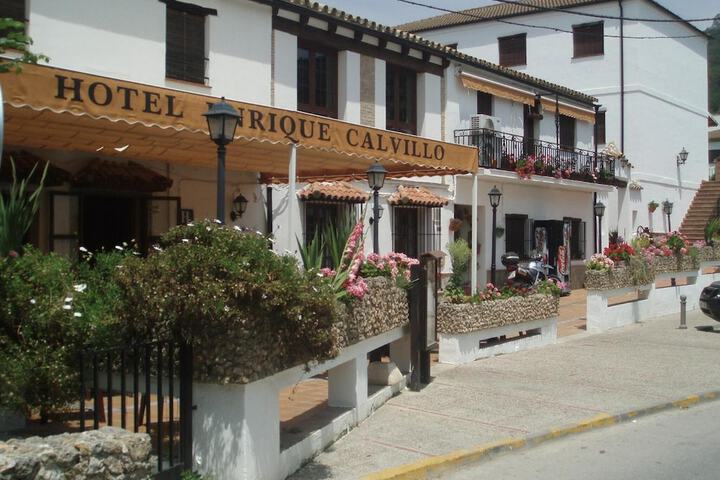 Hotel 43 of 44