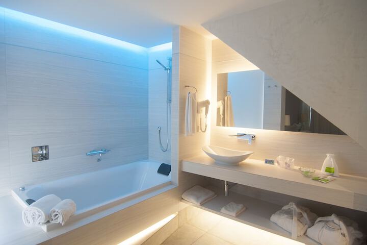 Bathroom Interior Photo
